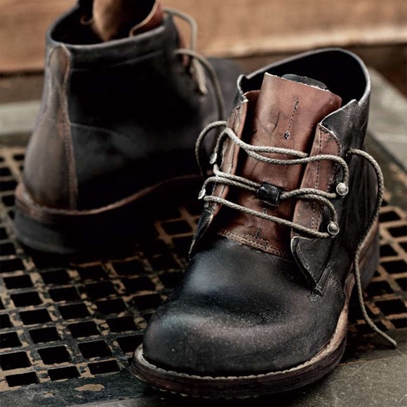 Timberland Other - Timberland Colrain Chukka boots